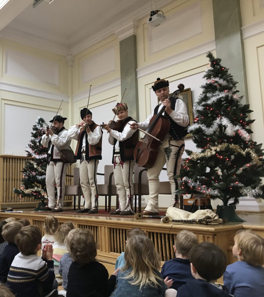 Muzyka - Przedszkole i Żłobek LaliBam - Warszawa Żoliborz